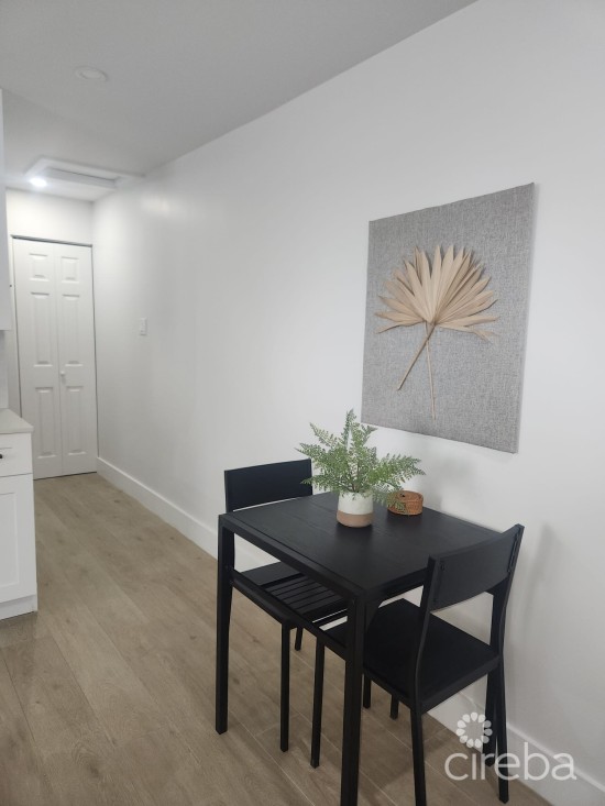 Breakers Apartment With Ocean Views Incl Utilities