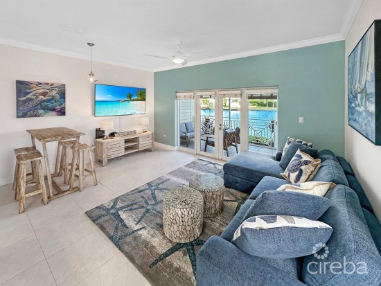Careenage Immaculate One Bed - Canal Front Grand Harbour - Now