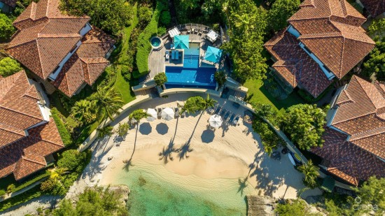 Casa Luna 6, Beachfront Villa