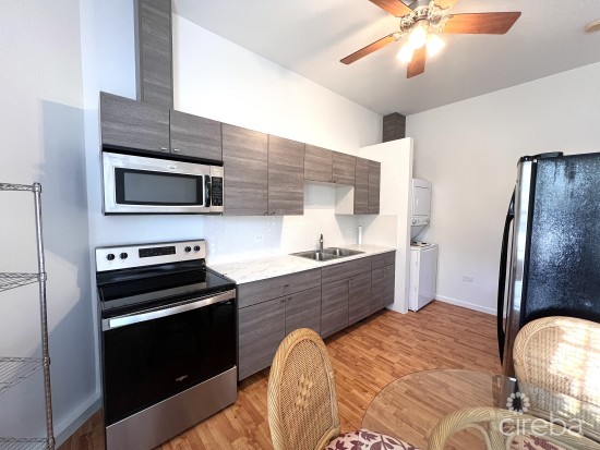 Cozy 2-bedroom Apartment In Beach Bay