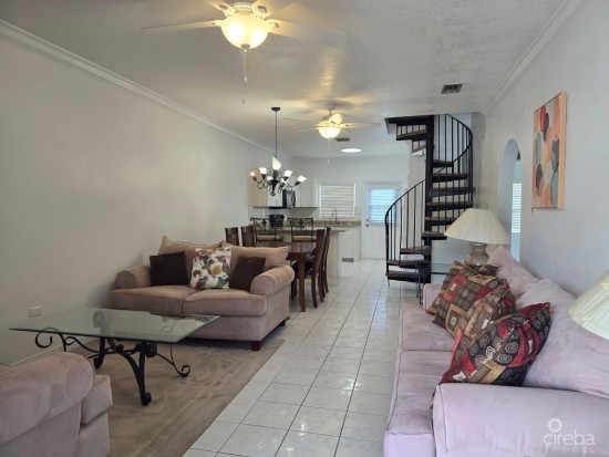 Crewe Road 3 Bed / 2 Bath Townhome