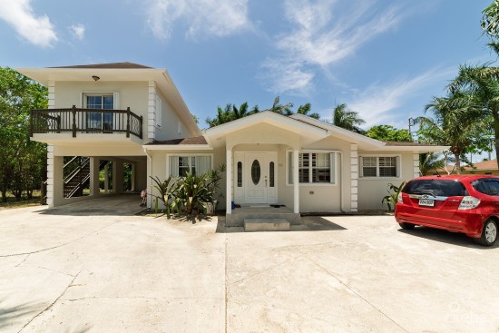 Devonshire Drive 3 Bed Home