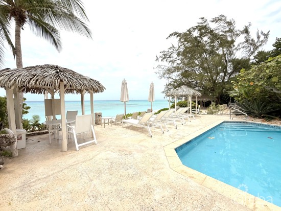 Drifter's Cove 3 Bed Seven Mile Beach Condo