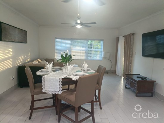 Drumblade - Excellent Location!