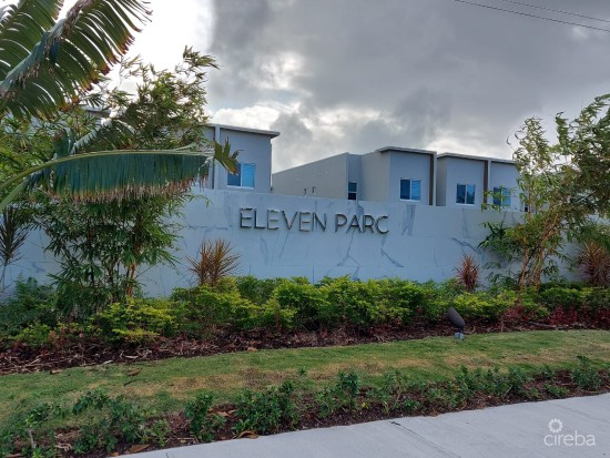 Eleven Parc - House For Share With 2 Professional Females