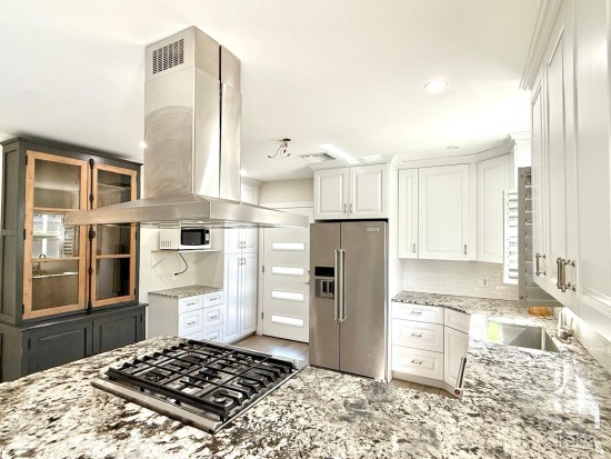 Erenette Lane A, West Bay 3 Bed Home