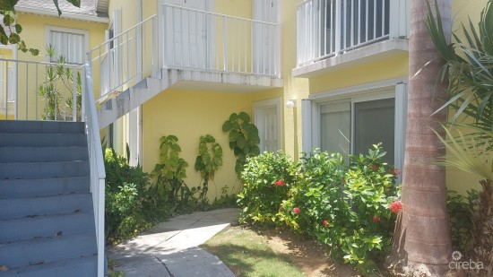 Gingerbread Second Floor One Bedroom Sept 1st