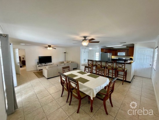 Governors Harbour 2b/2b (smb Apt W/ Wifi)