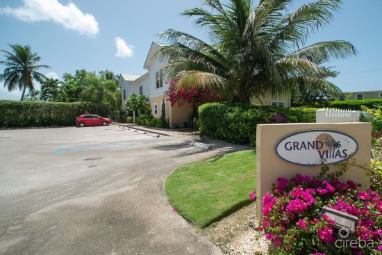 Grand Villas