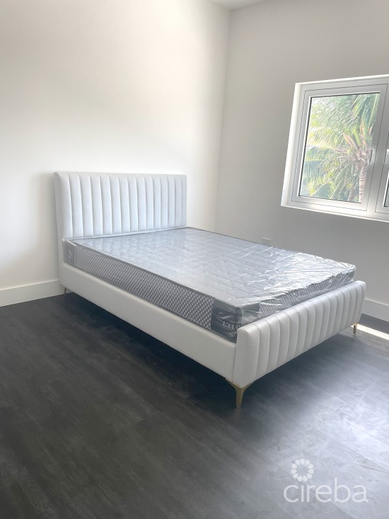 Halifax Garden - 2 Bed 1 Bath