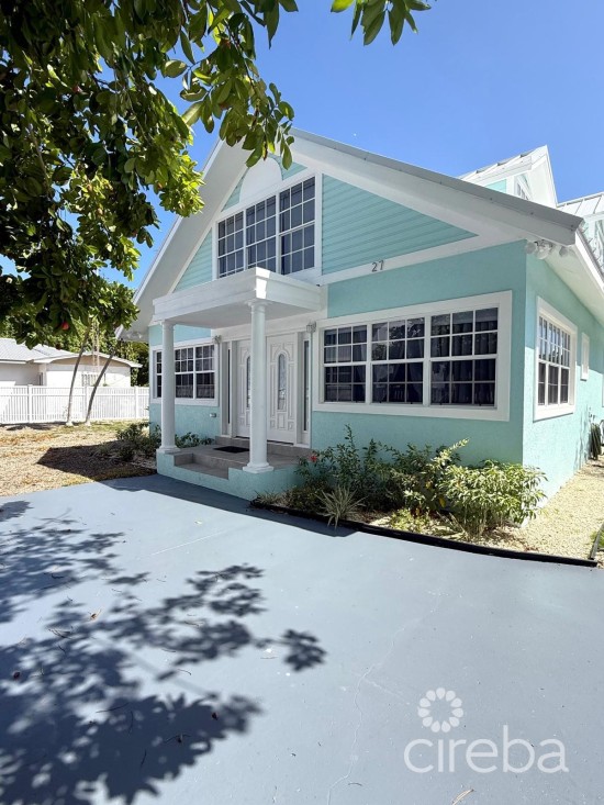 Henning Lane 3 Bedroom With Den - Steps To The Beach