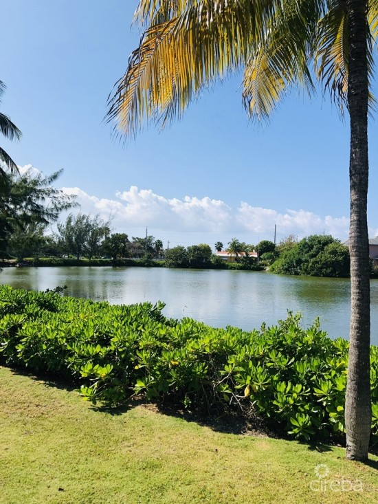 Lakeshore Villas - Available 1 August