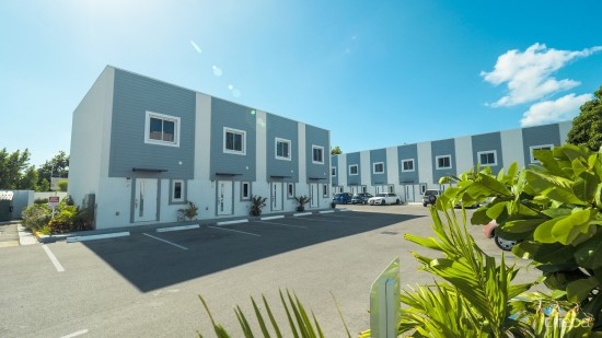 City Walk 3 Bed 2 Bath (great Gt Location) Avail July 1st