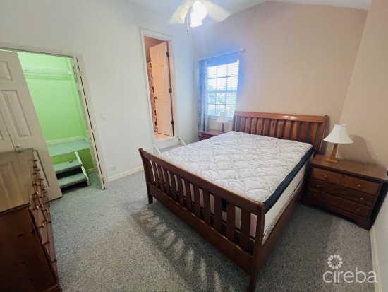 Nr The Shores, West Bay - 2 Bed, 2 Bath