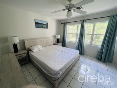 Palm Springs Townhouse 2/2.5 Bath
