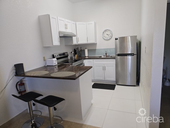 Palm Suites Studio