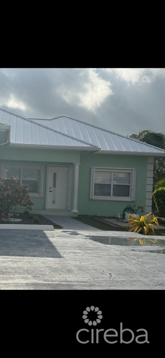 Peacock Close Escape