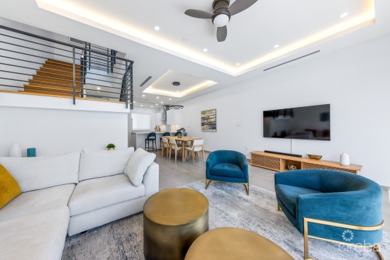 Plymouth 18, 2 Bed Condo