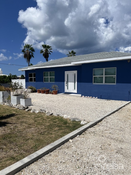 Powery Rd West Bay Home