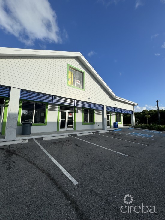 Prime Retail At Refuel Station On Esterelly Tibbetts Hwy