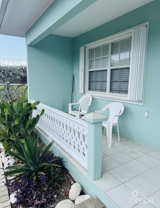 Rosebud Drive - Large 1 Bedroom  Ns