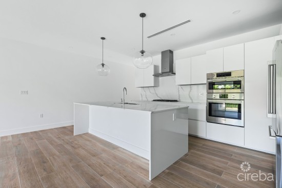 Salt Air Townhomes #17 - 3 Bed / 3.5 Bath