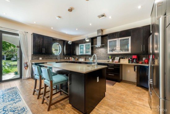 San Sebastian Full Size 4 Bedroom