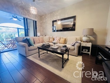 San Sebastian  Oversized Immaculate One Bed