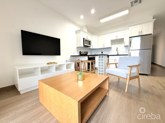 Sea Mist 1 Bed Condo - West Bay