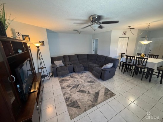 Silver Oaks  3 Bedroom Available Now - First Month Half Price!