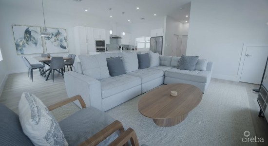Snug Harbour 4 Bed Duplex