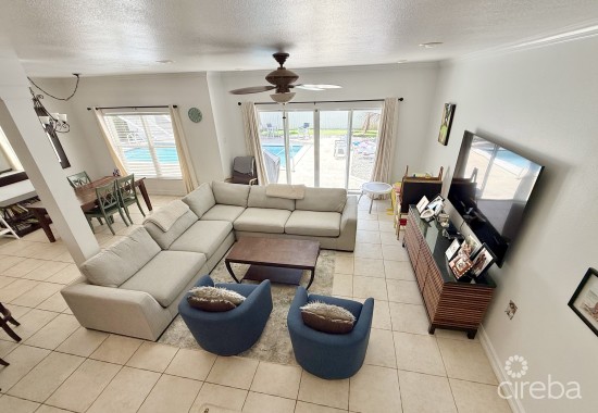 Snug Harbour 4 Bed Duplex With Pool
