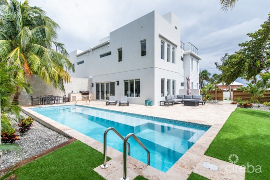 Snug Harbour Executive Duplex (avail Feb. 1st 2026)