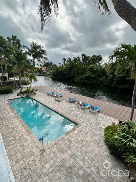 Snug Harbour Townhome