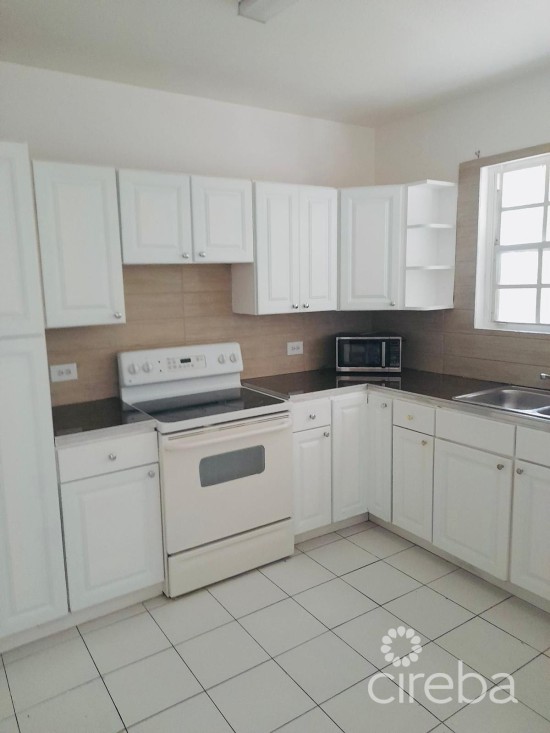 South Sound 2 Bed Near Smith Cove Beach - Short Term Possible