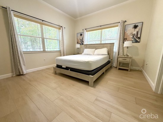 South South - 3 Bedroom - 3.5 Bath - Southern Skies