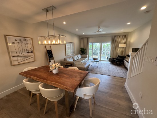 Southampton Garden #9 - Fully Renovated Unit