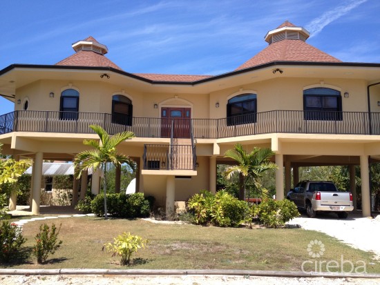 Spacious Canal Front Home