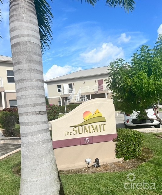 The Summit, 2-bed/2.5 Bath