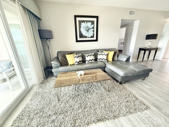 The Waterways, Stunningly Renovated 2 Bed 2 Bath