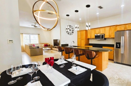 Turnberry East 2, Seven Mile Corridor Condo