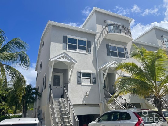 Villa Royale 2 Bedroom July 1st